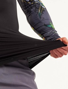 เสื้อรัดกล้ามเนื้อ Rash Guard ดีไซน์เฉพาะ OEM สั่งทำพิเศษ พิมพ์ลายด้วยความร้อน สำหรับ MMA แบบยูนิเซ็กซ์ แขนยาว ผลิตจากโพลีเอสเตอร์/ไนลอน ระบายอากาศได้ดี แห้งเร็ว - Product Image 2
