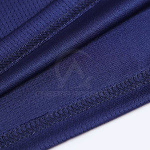 Uniforme de basket-ball de qualité supérieure fabriqué en tissu doux et respirant offrant un confort et une flexibilité maximum - Product Image 6