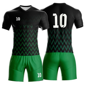 Uniforme de Fútbol Personalizado OEM, Conjunto Completo Transpirable que Incluye Camiseta con Número Personalizado para Futbolistas - Product Image 5