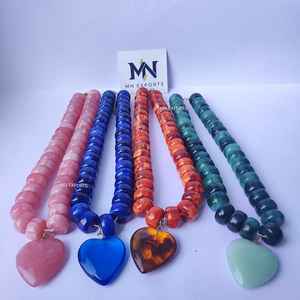 สร้อยคอรูปหัวใจทำจากลูกปัดเรซิ่น งานฝีมือ โดย MN EXPORTS - Product Image 3