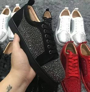 Mocassins en cuir de luxe de qualité supérieure avec rivets découpés, chaussures plates pour le sport en plein air, baskets de luxe pour hommes à semelle rouge - Product Image 5