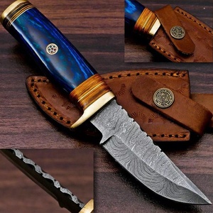 Cuchillo de caza y camping personalizado hecho a mano de acero de Damasco con punta de clip, mango de madera, funda de cuero, grado DIY/Industrial, 9 pulgadas - Product Image 4