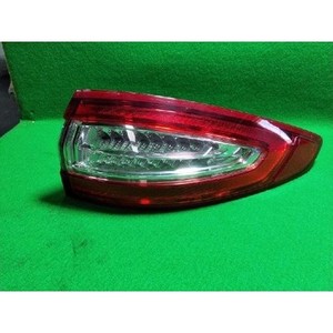 Luz Trasera Derecha Usada Fusion DS7Z13404F - Product Image 1