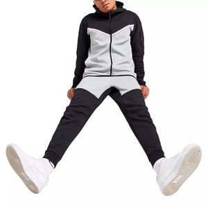 Ensemble de survêtement pour homme 100 % coton, haut de gamme, pour fitness et entraînement, avec logo personnalisé, respirant et coupe-vent – Vente chaude - Product Image 2