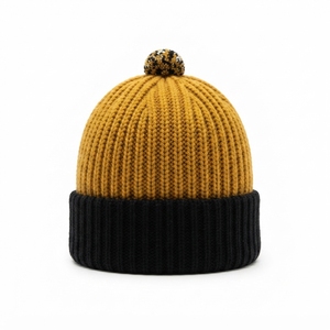 Bonnet en tricot personnalisé jaune et noir avec pompon, bordure côtelée, chaud pour l'hiver, avec logo brodé - Product Image 2