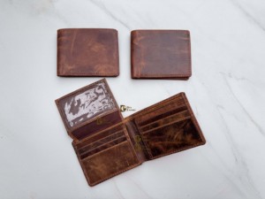 Portefeuille en cuir véritable fait main pour homme, style vintage, fermeture à rabat, porte-cartes et billets, élégant, usage quotidien, cadeau pour lui - Product Image 4