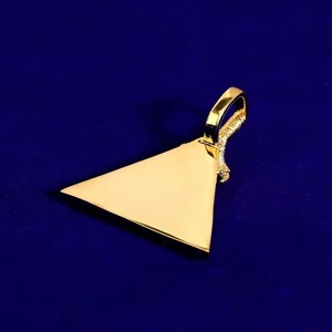 Colgante de Pirámide Ojo de Horus con Incrustaciones de Moissanita y Engaste de Bisel en Plata de Ley, Joyería Hip Hop para Hombre y Mujer - Product Image 4