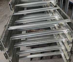 รางเคเบิลแบบขั้นบันไดชุบกัลวาไนซ์แบบจุ่มร้อน ขนาด 200x100 มม. ทนไฟ ระบายอากาศได้ ผลิตสำหรับอุตสาหกรรม - Product Image 1