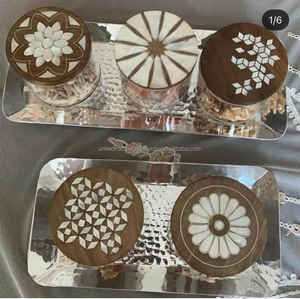 ไม้ที่ดีที่สุดและแม่ของมุกฝากล่องอะคริลิที่มีถาดโลหะเปลือกฝังถาดไม้ชุดโดย United Trade World - Product Image 1