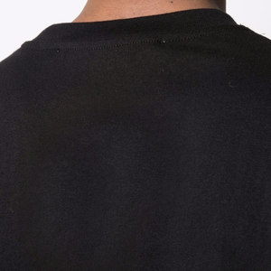 Camiseta Negra de Manga Larga para Hombre con Estampado Fotográfico, Ribete en Contraste, Corte Holgado, Estilo Urbano, Cuello Redondo, 100% Algodón Jersey - Product Image 4