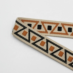 Tùy chỉnh hai mặt có độ bền cao polyester 38mm mô hình dân tộc dệt <span class=keywords><strong>Jacquard</strong></span> <span class=keywords><strong>Webbing</strong></span> vành đai cho túi dây đai - Product Image 2