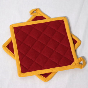 Porta ollas de algodón ecológico de color sólido al por mayor en India, apto para horno y lavavajillas, diseño moderno. - Product Image 3