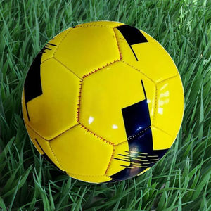 Ballon de football thermocollé classique de haute qualité, haute rétention d'air, taille et poids officiels, logo personnalisé pour les matchs de club et l'entraînement - Product Image 6
