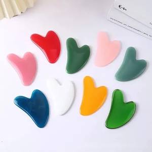 Outil Gua Sha en résine personnalisé de haute qualité, fait main FAIZA CRAFT FC-7211, style amour, cadeau de mariage en provenance de l'Uttar Pradesh - Product Image 1