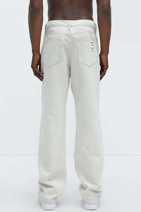 Jeans Desgastados de Lavado Claro para Hombre – Estilo Urbano Holgado con Roturas y Agujeros, Diseño Clásico de 5 Bolsillos, Denim Casual y Moderno - Product Image 3