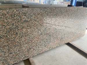 Grande dalle de granit poli pour plan de travail, design contemporain, surface durable - Product Image 1