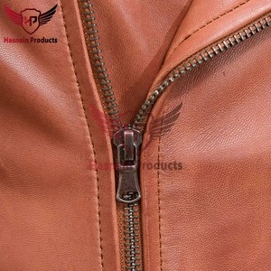 Veste en cuir véritable marron pour homme, coupe ajustée, style motard, matelassée, en cuir de vachette, vintage, effet vieilli, personnalisée, classique, vêtement d'extérieur - Product Image 4