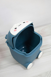 Mini Cute Pattern Trash Can for Office & Bedroom - Sturdy Premium PP <b>Plastic</b> Desktop Waste <b>Bin</b> - Product Image 6