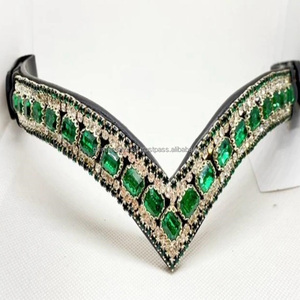 Diseño personalizado de cristales verdes decorativos de cuero genuino en forma de V acolchada banda para la frente de carreras de caballos para brida - Product Image 2