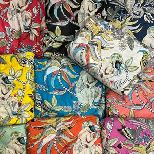 Tissu en coton imprimé à la main, écologique, vendu au mètre, doux et respirant, pour la confection de vêtements, la décoration intérieure, les sacs et les rideaux - Product Image 1