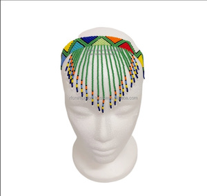 Chapeau Western sur mesure avec attaches en cuir à bande perlée multicolore vibrante et style tribal aztèque traditionnel - Product Image 5