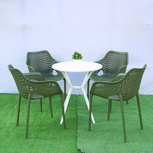 Chaise de jardin en plastique moulé en forme de bateau, de couleur vert armée, haut de gamme, moderne, imperméable et confortable, pour les consommateurs avisés - Product Image 1