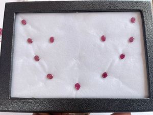Conjunto de Joyería de Rubíes Naturales de Liberia de 11.15 Ct – Conjunto de Colgante y Aretes, Gema de Rubí Rojo Genuino al por Mayor - Product Image 3