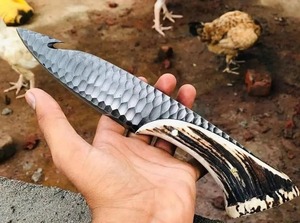 Couteau de chasse artisanal OEM avec manche en corne de cerf, lame à pointe tombante en acier à haute teneur en carbone, outil de camping extérieur, logo personnalisé - Product Image 3