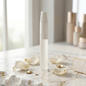 Colle à ongles légère formule personnalisée 2g, formule UV, marque privée OEM/ODM, adhésif pour capsules d'ongles - Product Image 1