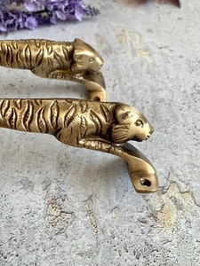 Poignée de porte en fer forgé thermolaqué résistant à la rouille avec motif de tigre exquis, installation facile, décoration de portail de 3 mètres - Product Image 5