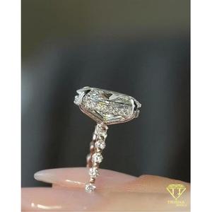 Luxury <b>Oval</b> Cut <b>Moissanite</b> <b>Engagement</b> <b>Ring</b> With Center Stone In Gold Setting Elegant Bridal Jewelry For Women Wedding Gift - Product Image 2