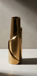 Vase décoratif en métal doré de luxe, design moderne à texture cylindrique superposée, pour la décoration intérieure de la maison, du bureau ou du hall. - Product Image 4
