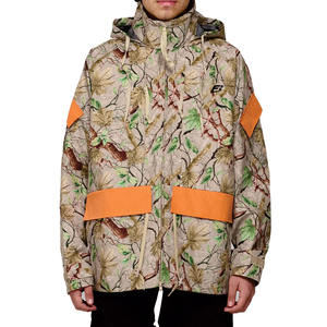 Chaqueta Cortavientos con Capucha de Camuflaje Personalizada Unisex, Diseño Nuevo, Impermeable, Ropa Táctica para Exteriores, OEM ODM, Chaquetas para Hombre, EE. UU. - Product Image 1