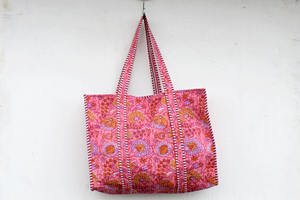 Bolso Tote Pequeño Vintage de Algodón Acolchado con Estampado Floral Hecho a Mano con Cremallera para Mujer, Ideal para Primavera, Verano, Invierno, Compras, Hombro y Playa - Product Image 2