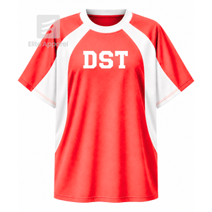 Camiseta raglán transpirable personalizada de la hermandad Delta Sigma Theta con logotipo bordado en la parte delantera, roja y blanca, informal, de manga corta para mujer - Product Image 1