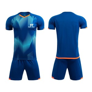 Vêtements de sport confortables pour hommes, uniforme de football 100% polyester, uniforme de football sur mesure pour hommes - Product Image 2