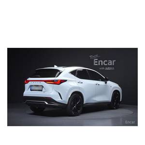 Lexus NX F-Sport 2022 con Cámara Trasera, Asientos de Cuero, Volante a la Izquierda - 83,584 km, Excelente Estado - Product Image 2