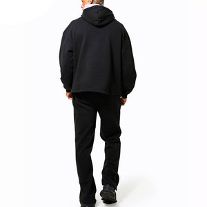 Ensemble de survêtement noir à capuche pour homme avec imprimé palmier et logo effet gouttelettes, streetwear, manches longues, coupe ample, tenue décontractée printemps - Product Image 2