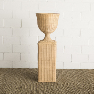 Élégante jardinière sur piétement en rotin naturel, support à fleurs décoratif haut pour plantes, idéal pour l'entrée de la maison, le salon et l'intérieur. - Product Image 5
