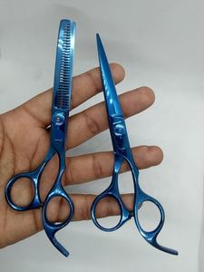 Tijeras de corte de pelo con borde de maquinilla de afeitar profesional de peluquería de 6,5" - Product Image 3