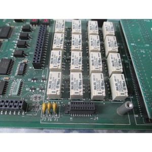 AMAT 0100-20458 Carte de circuit imprimé (PCB) d'interverrouillage de chambre PVD/IMP - Équipements et pièces semi-conductrices d'occasion fiables à l'échelle mondiale - Product Image 4