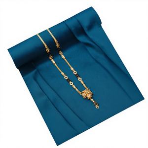 Collar Mangalsutra de Lujo en Oro de 22K con Colgante Floral y Cadena de Cuentas Negras, Joyería India para Bodas, para Mujer, 11 Gramos - Product Image 1