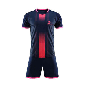 Maillots de football sur mesure en gros, impression par sublimation, respirants et grandes tailles - Product Image 1