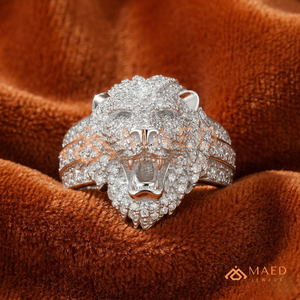 Anillo de León Rugiente de Moissanita - Anillo Grande y Pesado de Plata con Micro Pavé, Joyería Streetwear Chapada en Plata - Product Image 2