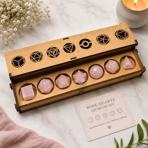 Coffret de 7 Solides Platoniques Sculptés en Pierres Précieuses pour la Guérison par le Reiki, la Méditation et le Feng Shui - Product Image 6