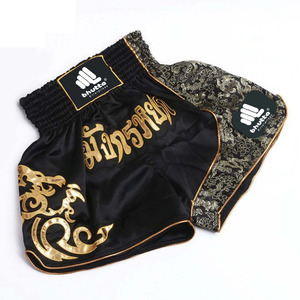 Pantalones Cortos de Muay Thai Negros Premium con Logotipo Frontal Personalizado, Bordado Tradicional de Dragón, 100% Poliéster de Secado Rápido para Kickboxing Profesional - Product Image 1