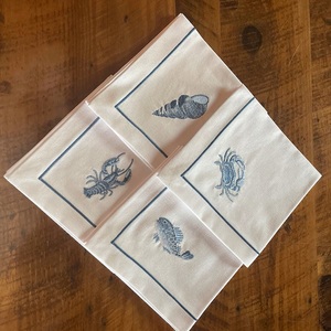 Serviettes en lin monogramme avec broderie initiale, serviette personnalisée avec initiale, accessoire de décoration de table de mariage - Product Image 4