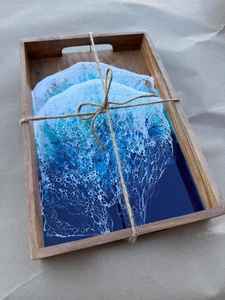 Plateau en bois en résine époxy design, motif océan artistique, fait main, personnalisable (couleur, logo), plateau décoratif pour la salle à manger - Product Image 2