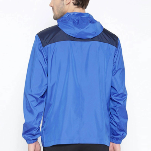 Chaqueta con capucha vintage de otoño personalizada con bolsillo frontal, ligera, impermeable, cortavientos, con cremallera, para hombre. - Product Image 2