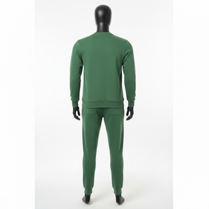 Ensemble sweat-shirt vert avec logo personnalisé, tissu polaire épais, design doux et respirant avec détails sérigraphiés, t-shirt et pantalon pour homme - Product Image 5